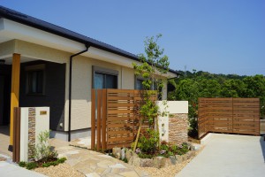 和洋折衷のエントランス