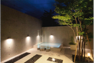 お庭のライトアップ