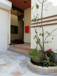 玄関回りを素敵にリフォーム