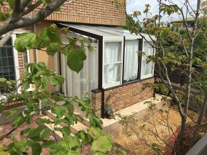 ガーデンルーム　ココマとレンガのお庭