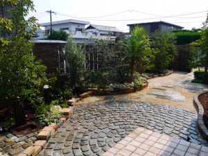南国風のお庭ができました
