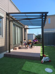 家族で遊べるお庭が、出来ました!!