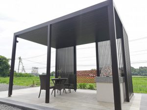 そよ風と緑に囲まれてガーデンパーティ