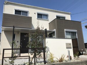 雨よけ、日よけで　快適な生活空間を