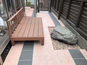 わんちゃんの余生をともに過ごすお庭