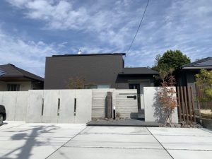 モダンなかっこいい門壁の外構