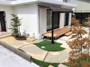 家族みんなで過ごす庭