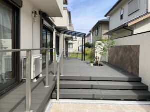 お手入れの少ないお庭に生まれ変わりました