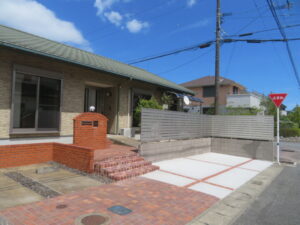 車庫拡張とプチリガーデンをしました