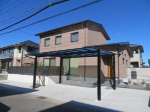 シンプルな新築外構のご提案を　壁と土間コンやタイル階段はオリジナルプレキャスト